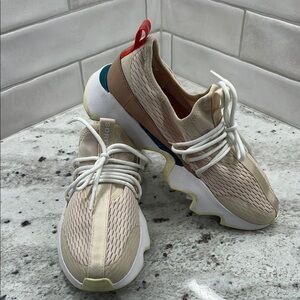 KINETIC™ IMPACT II LACE WOMEN'S SNEAKER